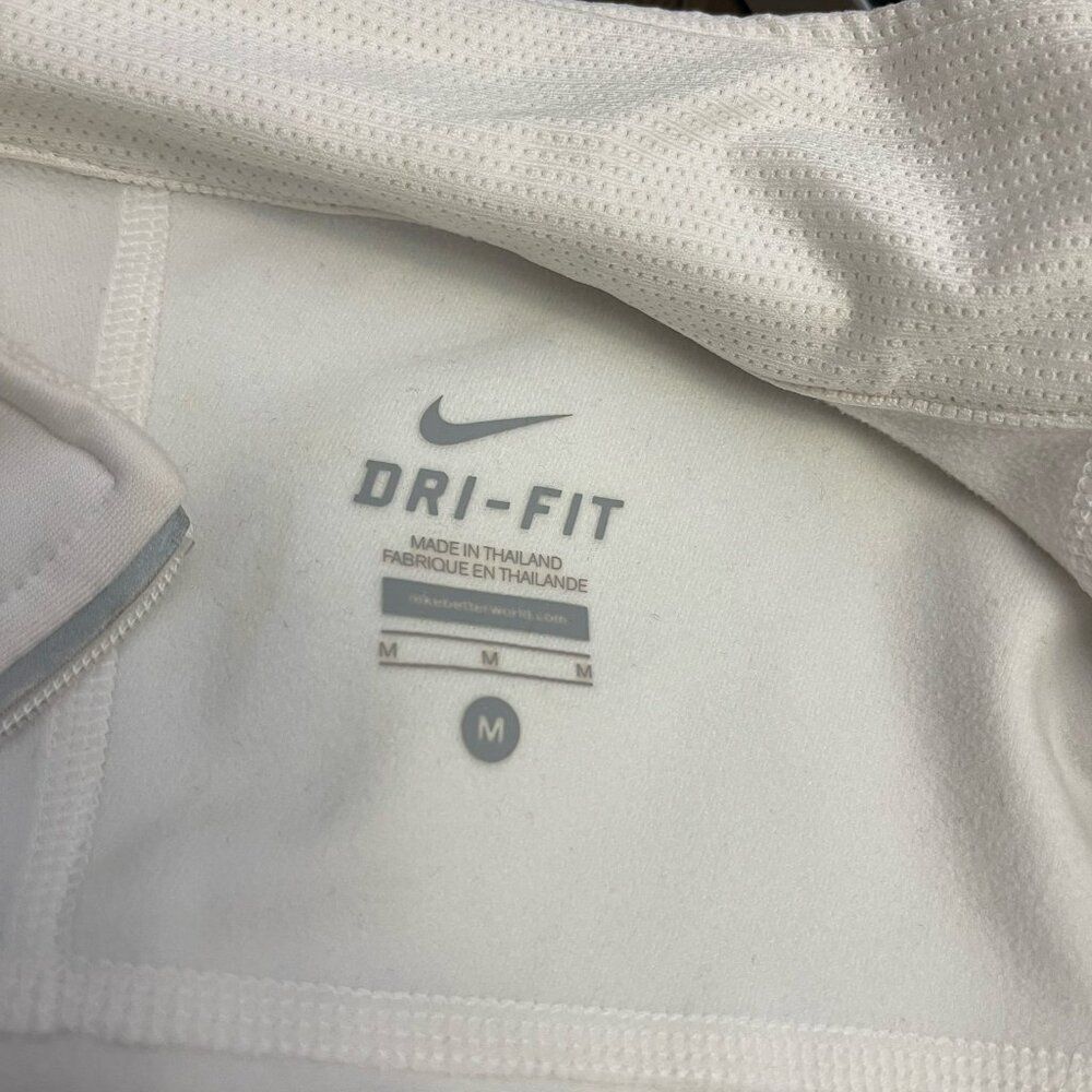 Nike Running Drifit Lightweight Jacket - Picture 4 of 10